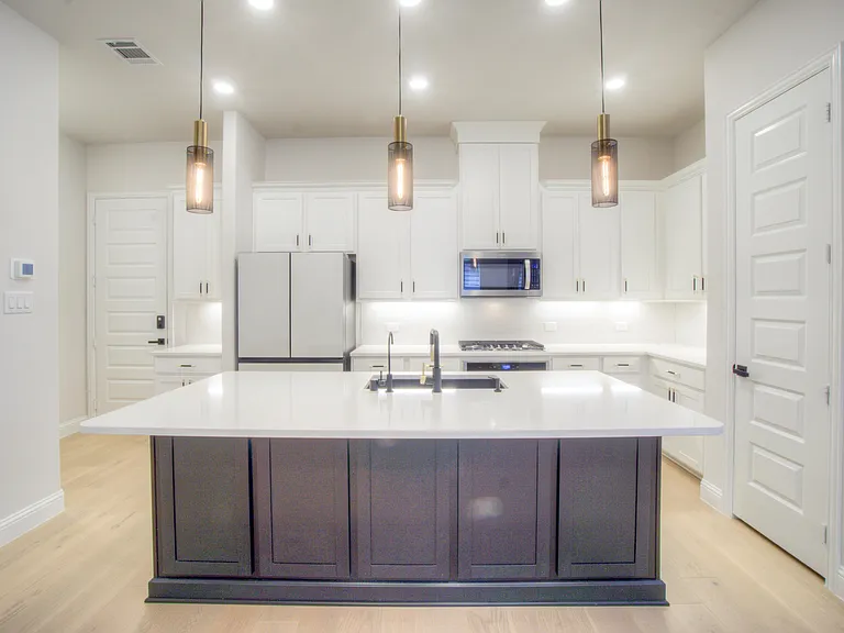 4429 Murphy Ln — Photo 8