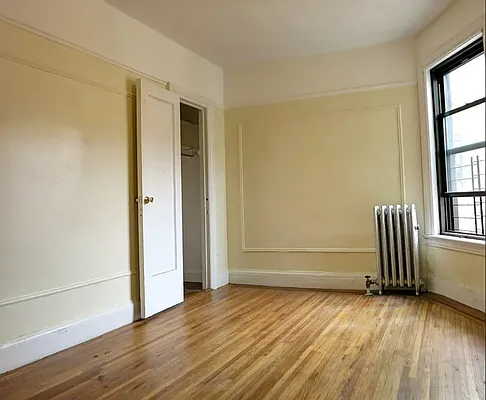 Rented by Farside Realty LLC | media 4