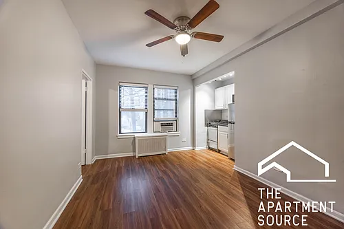 1141 N La Salle Dr #607 Photo 1