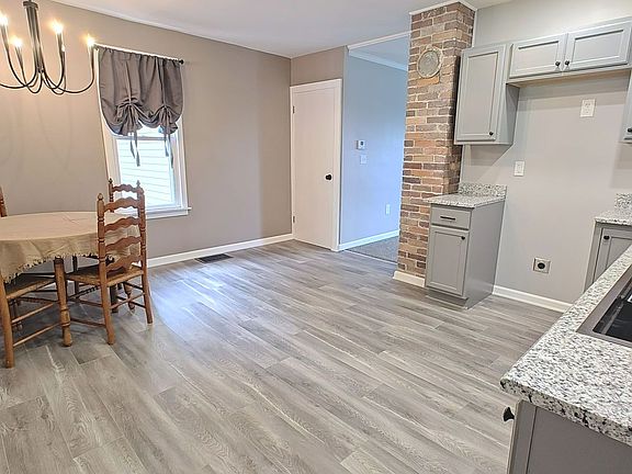 4th image of 304 E Grant St