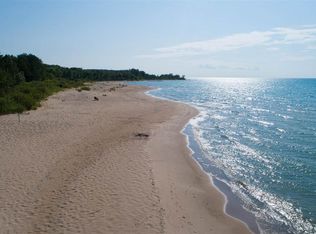 5884 Chippewa Dr, Harbor Springs, MI 49740