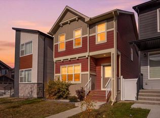 78 S Walcrest Way SE, Calgary, AB T2X4G2