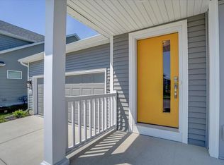 1816 Twin Fawn Trl, Madison, WI 53718