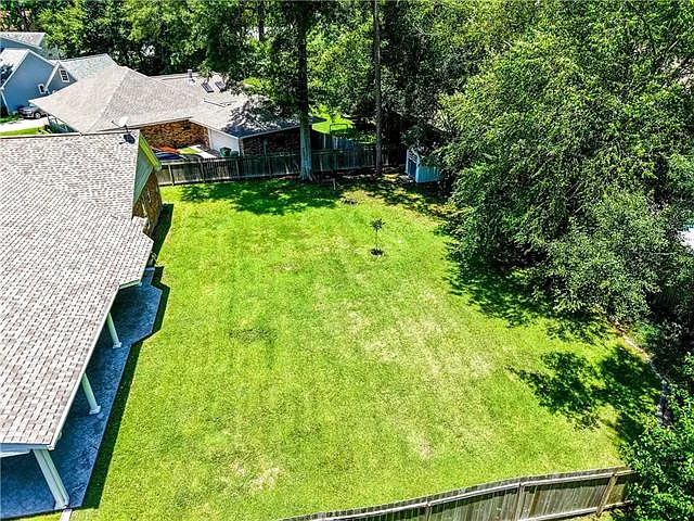 133 Louise Dr — Photo 24
