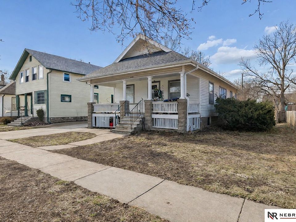 1st image of 833 S 29th St