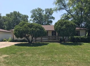 11S487 Carpenter St, Lemont, IL 60439