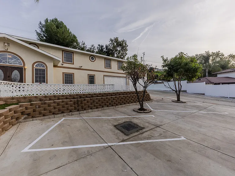 15877 Regalado St — Photo 71