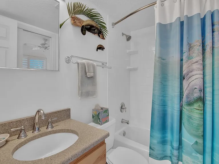 2700 Ocean Dr #106 — Photo 12