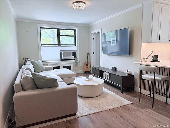 3rd image of 83-85 Woodhaven Boulevard #2E