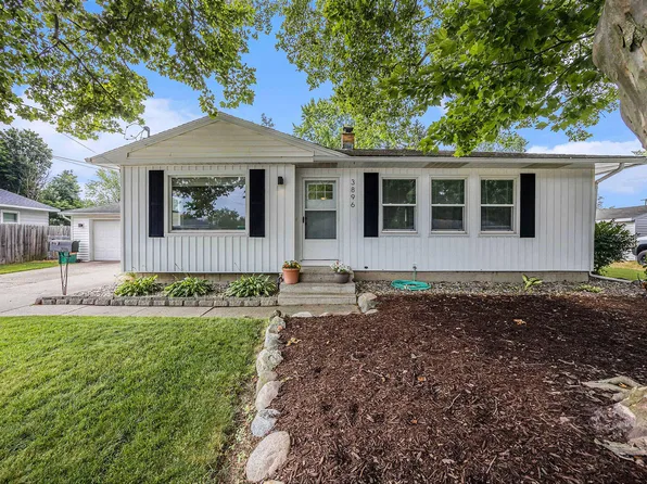 3896 Lee St, Hudsonville, MI 49426