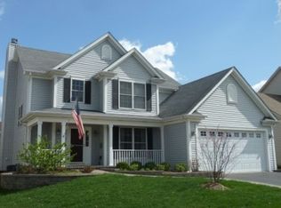 153 Hearthstone Dr, Bartlett, IL 60103