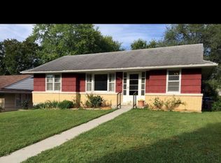1621 Ridgewood Dr, Jefferson City, MO 65109
