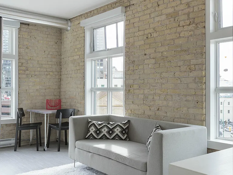 370 Donald St #104 — Photo 20