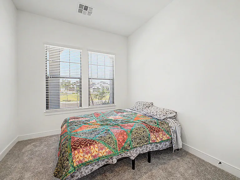 4412 N 203rd Dr — Photo 13