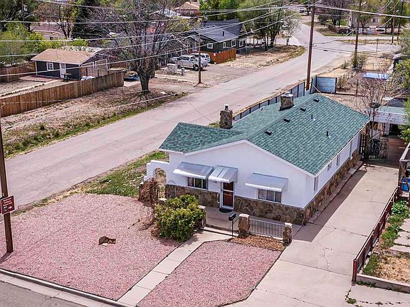 3rd image of 900 Robinson Avenue