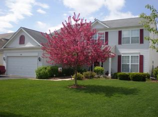 696 Summerlyn Dr, Antioch, IL 60002
