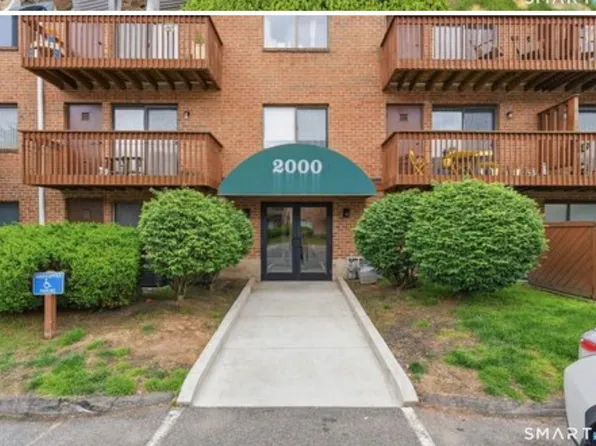 2320 Harbor View Dr #2320, Rocky Hill, CT 06067