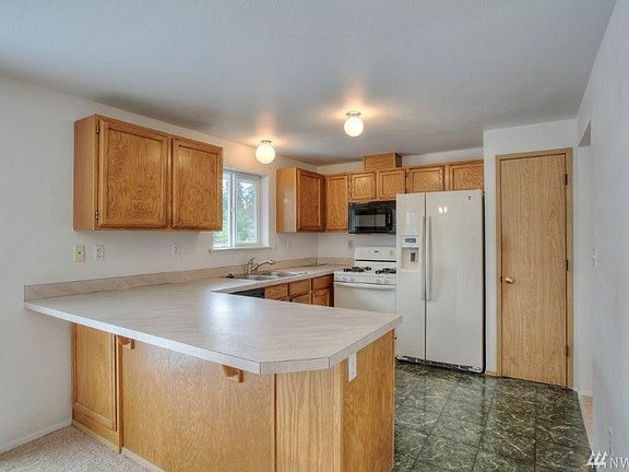 2nd image of 2609 Larkspur Dr