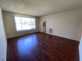930 Roswell Ave, Long Beach, CA 90804