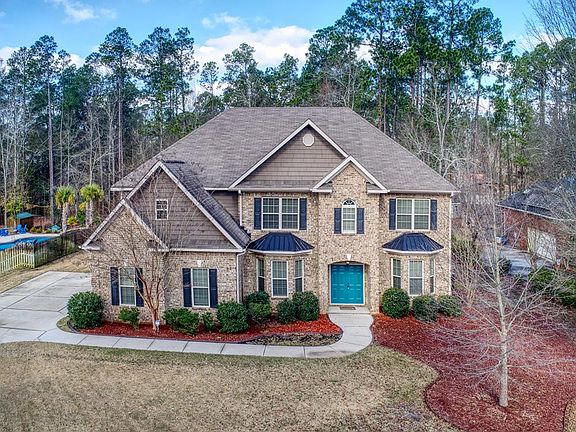 3rd image of 1251 Moultrie Dr