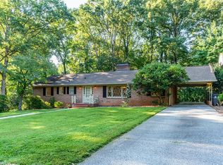 1920 Oakland Dr, Winston Salem, NC 27106
