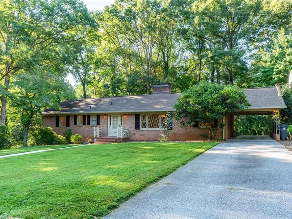 1920 Oakland Dr, Winston Salem, NC 27106