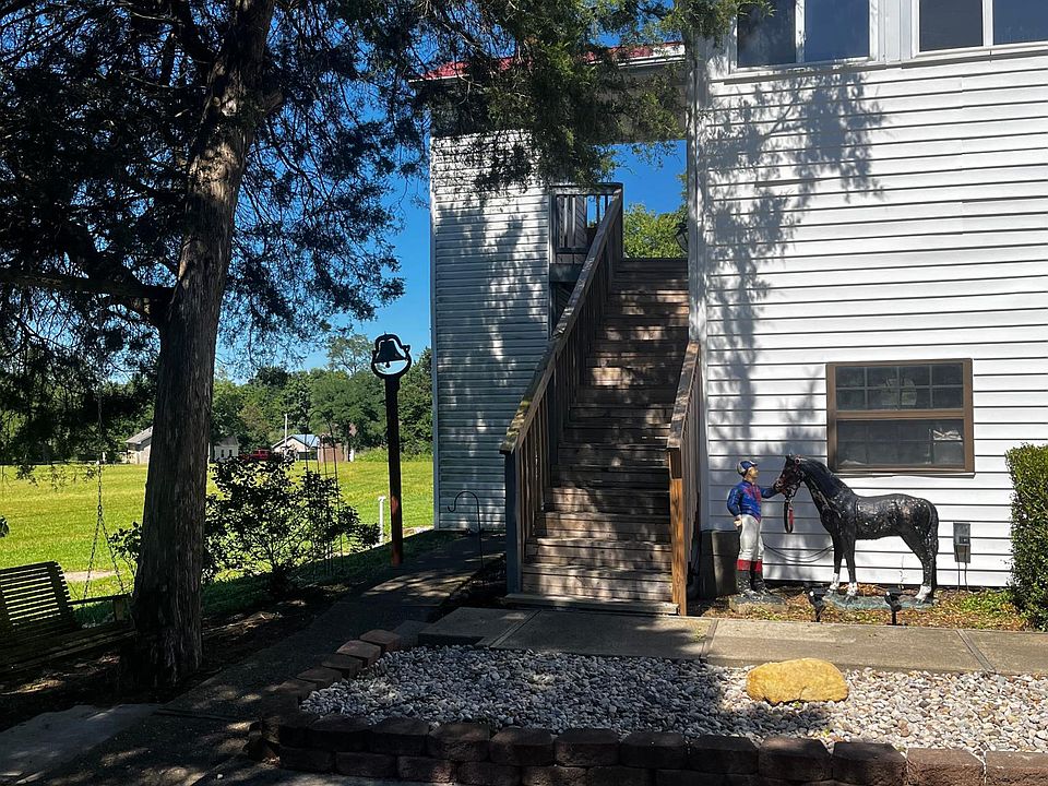 Second Floor Apartment