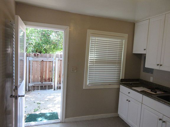4th image of 206 El Dorado Ave