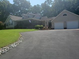 900 Pineview Rd, Springville, TN 38256