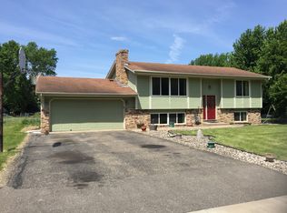 13598 Quentin Ave S, Savage, MN 55378