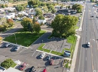 811 NE 3rd Ave, Milton Freewater, OR 97862