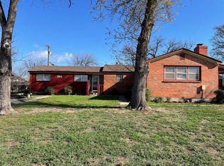 724 E 6th St, Baird, TX 79504