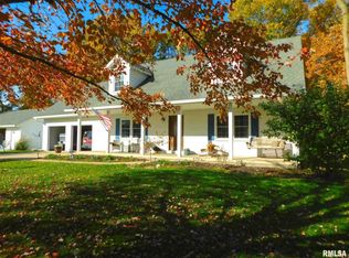 25728 Eastpoint Rd, Tremont, IL 61568