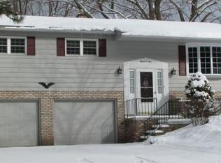 1505 Drexel Dr, Vestal, NY 13850