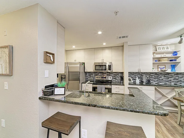 7405 Vista Way #105 — Photo 6