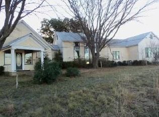 3037 County Road 4145, Cranfills Gap, TX 76637