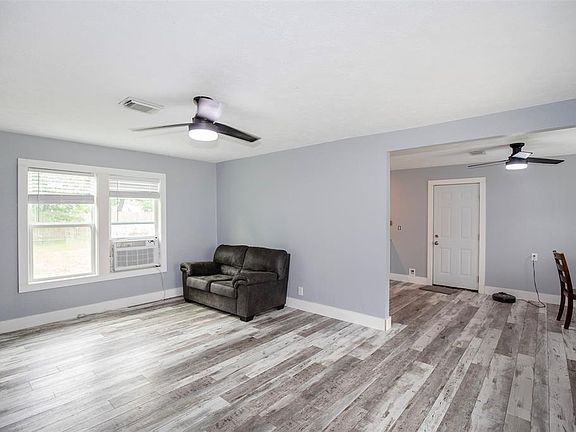 5th image of 1203 2nd Street