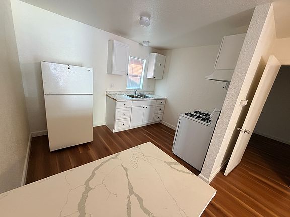 3rd image of 1661 Alum Rock Ave APT 3