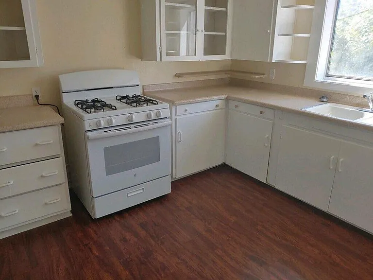 42050 Main St #B — Photo 10
