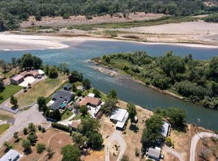 24887 3rd Ave, Los Molinos, CA 96055