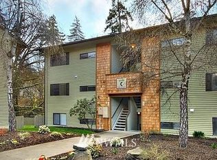 23407 16th Pl S #B203, Seattle, WA 98198