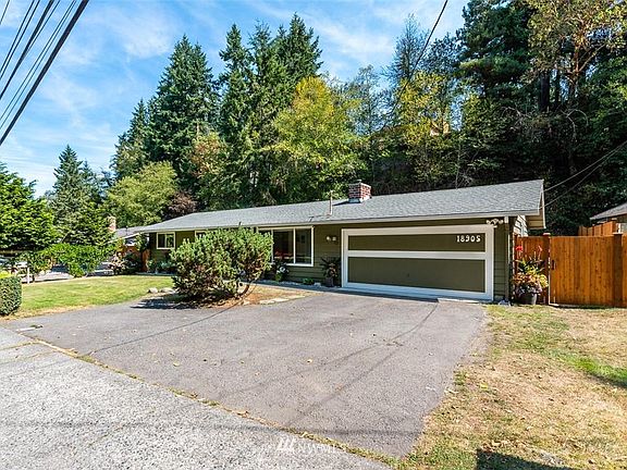 4th image of 18905 76th Ave W