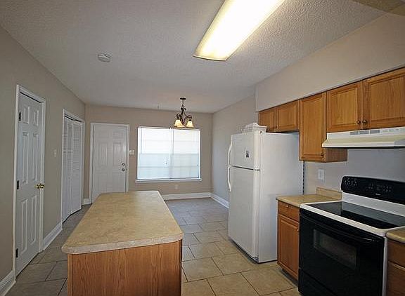 5th image of 4057 Idaho Ave APT C