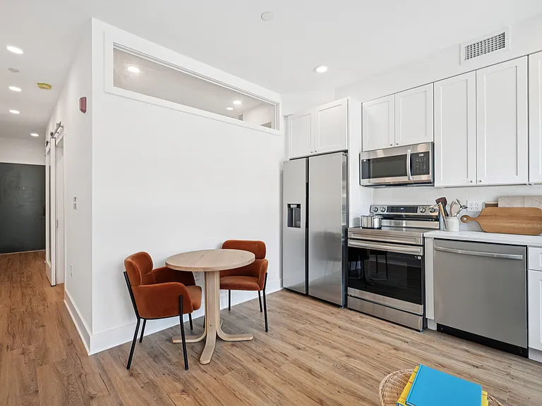 The Howell - 2101 Washington Ave — Photo 40