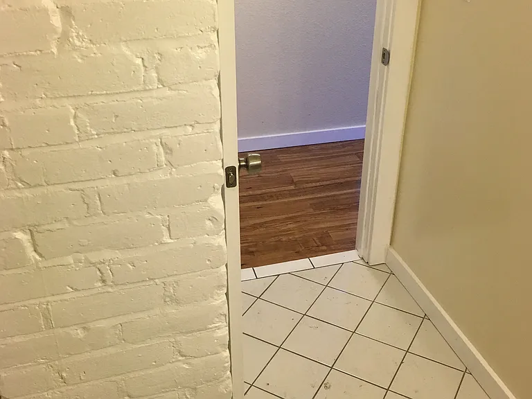 1100 Campbell St #1100 — Photo 12