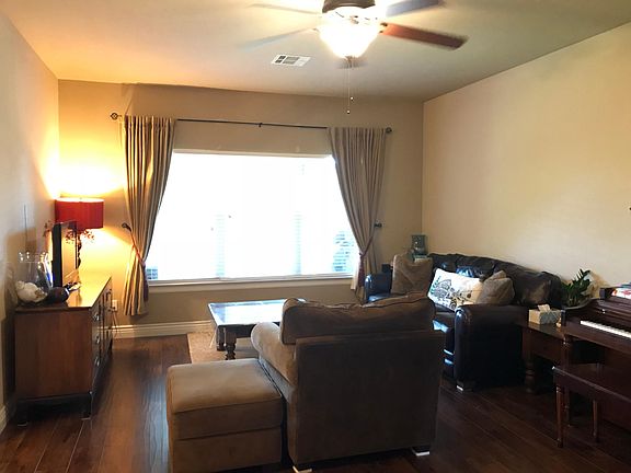 5th image of 16322 Vallejo Pl