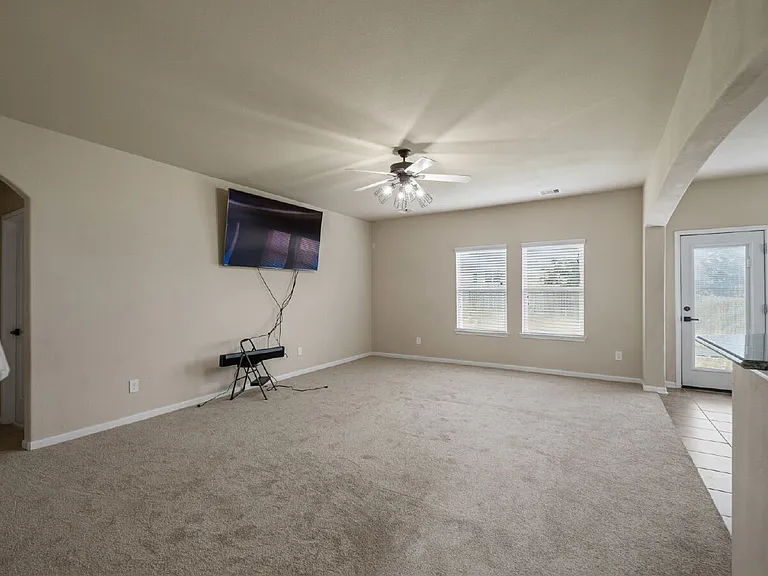 13092 Greenbriar — Photo 7