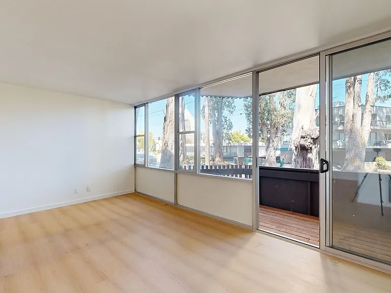 55 El Camino Real JC01 - 107 — Photo 43