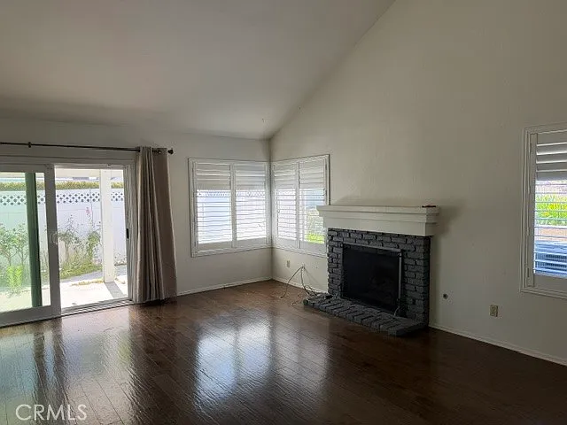 25671 Lawton Ave — Photo 3
