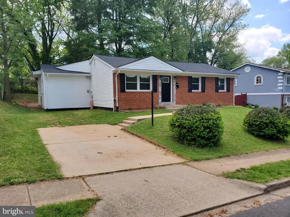 13811 Greenwood Dr, Woodbridge, VA 22193